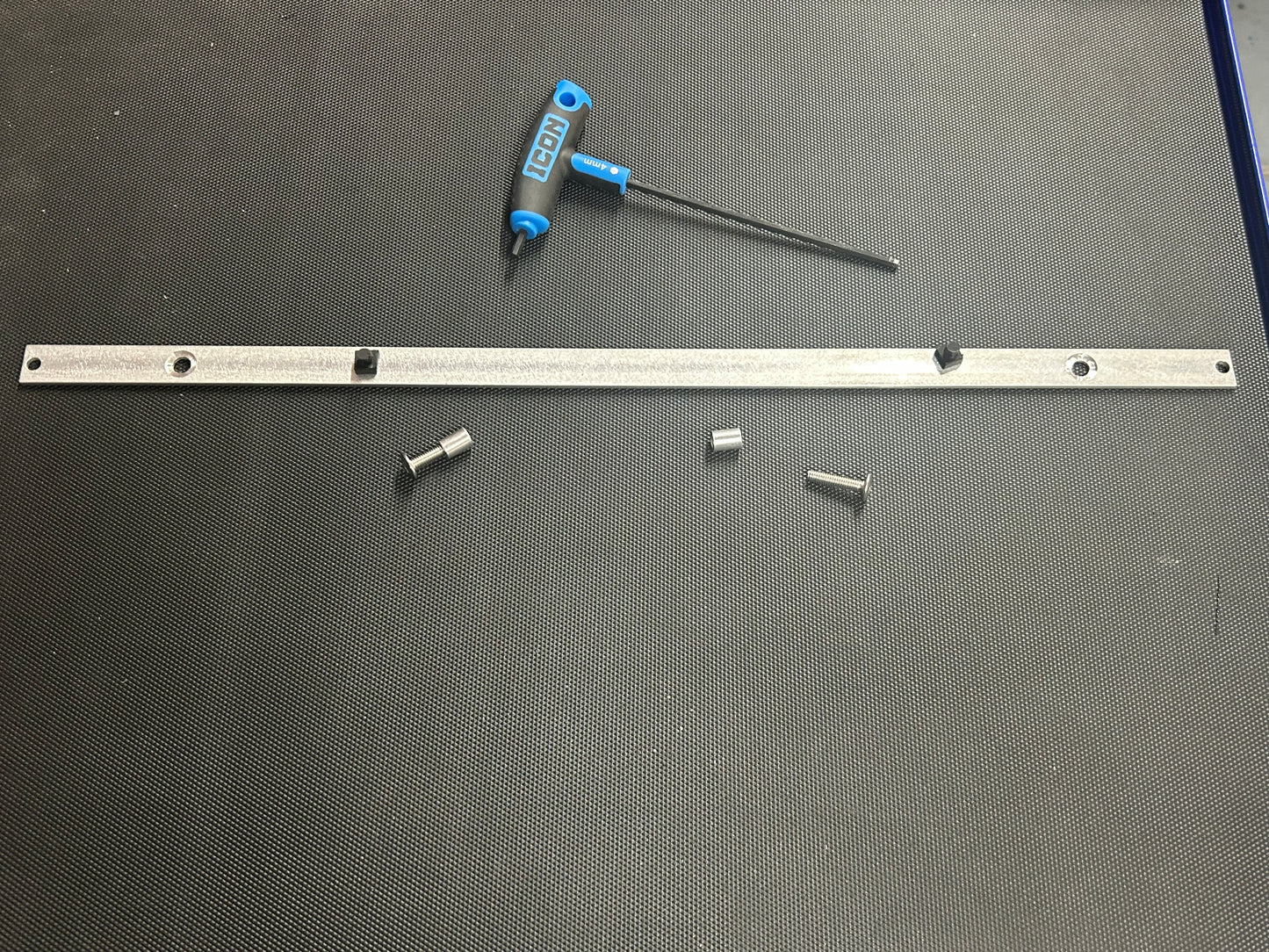 Rail System_ToolSync Ratchet and Breaker Bar Hangers